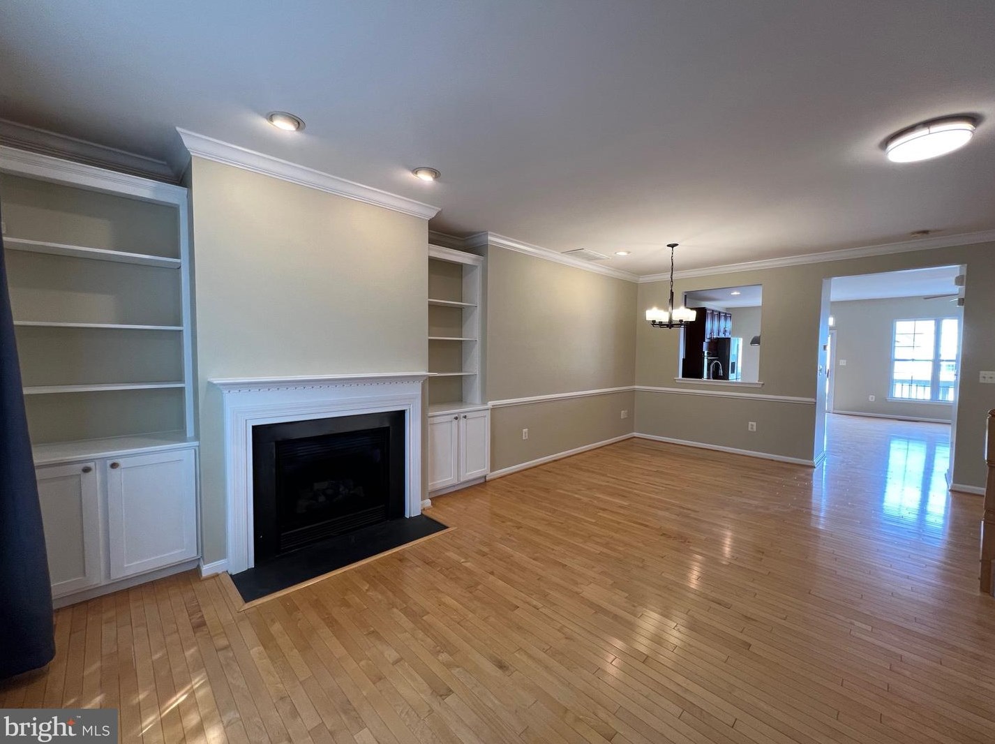 656 Belmont Bay Dr, Woodbridge, VA 22191