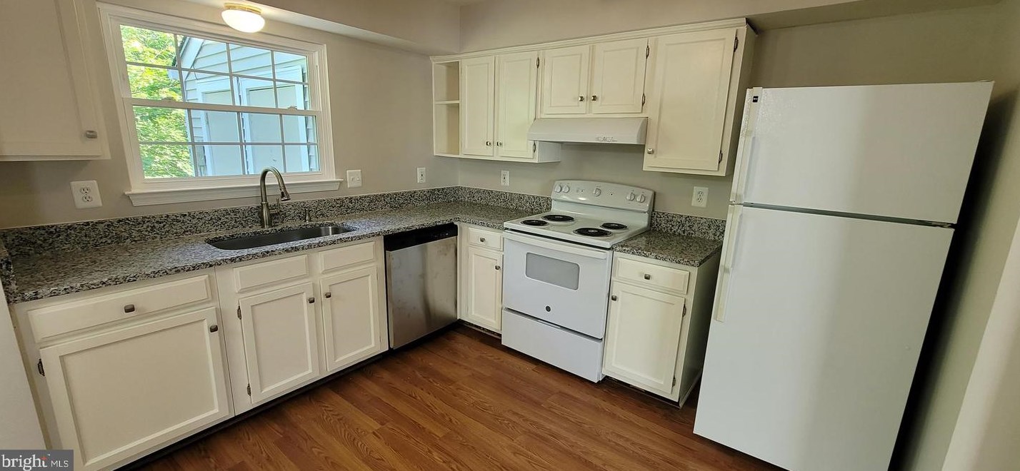 2848 Burgundy Pl, Woodbridge, VA 22192