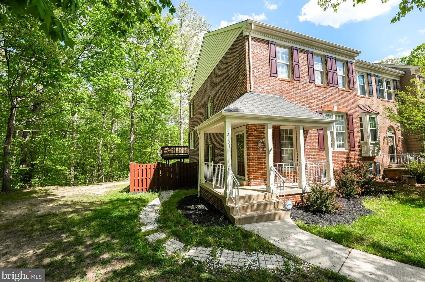 12101 Derriford Ct, Woodbridge, VA 22192-5127