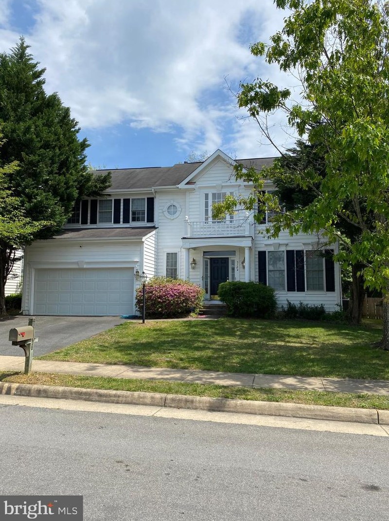 3104 Tulip Tree Pl, Dumfries VA  22026-4554 exterior