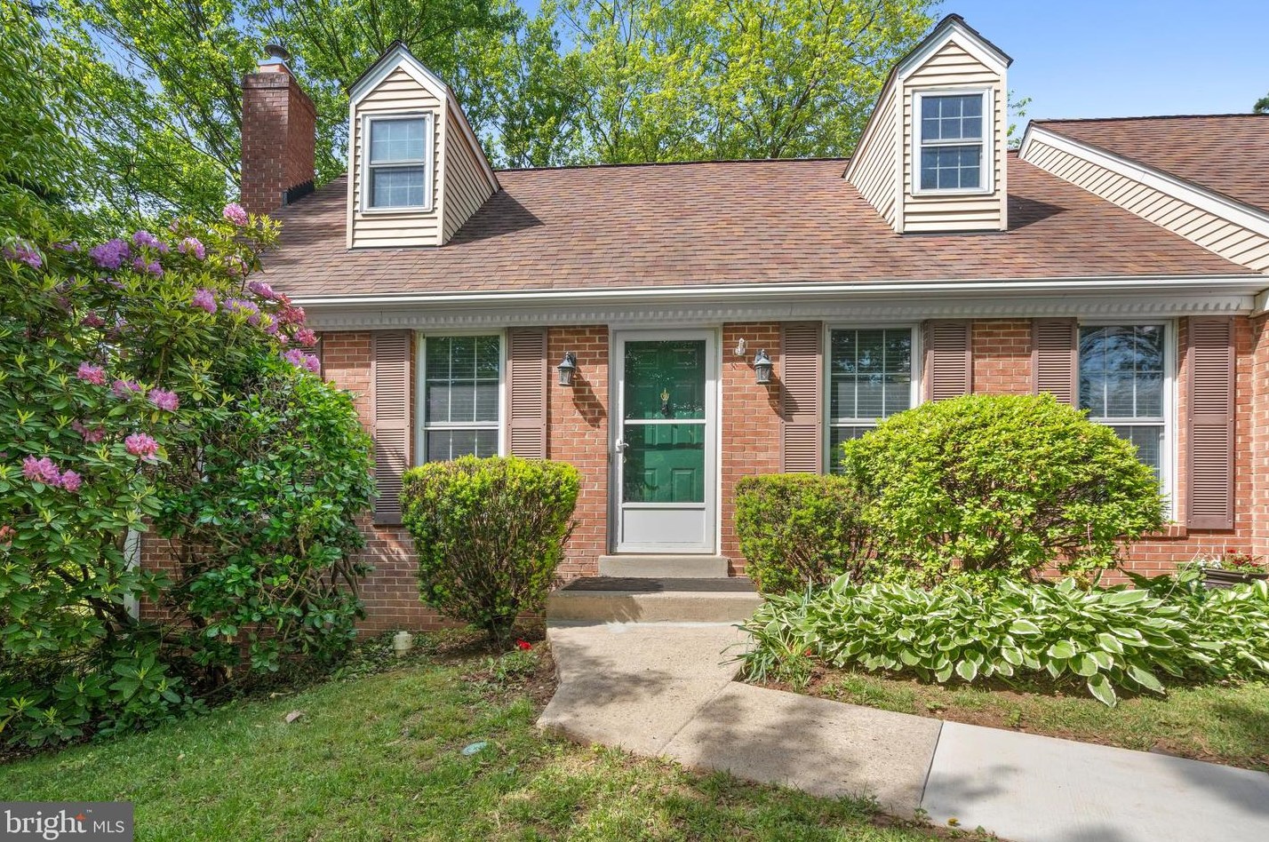 5886 Picadilly Ct, Woodbridge, VA 22193