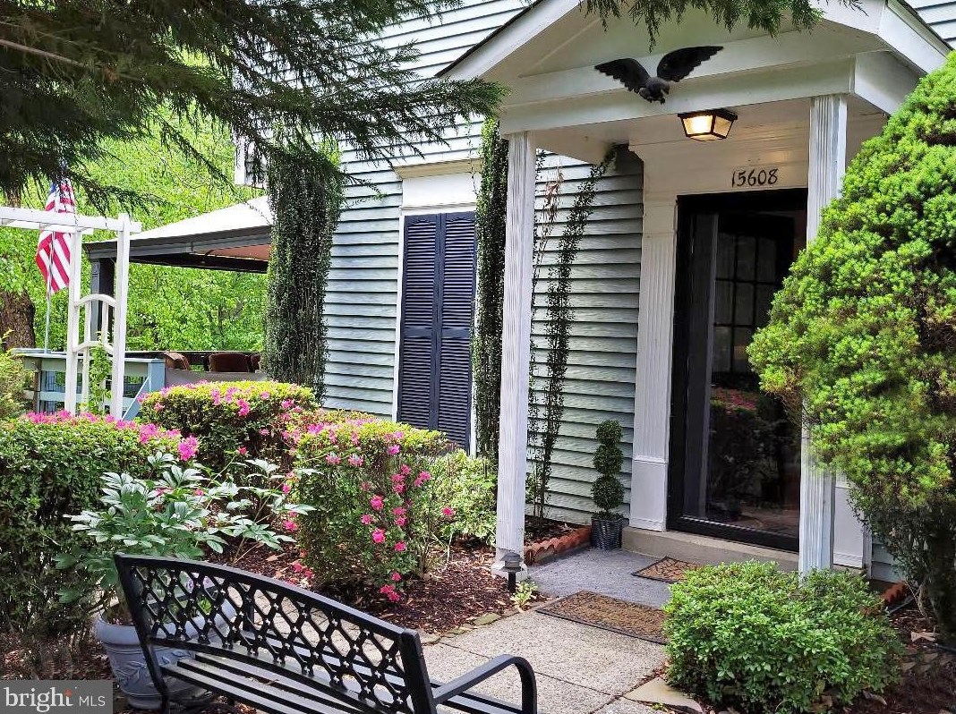 15608 Northgate Dr, Dumfries, VA 22025