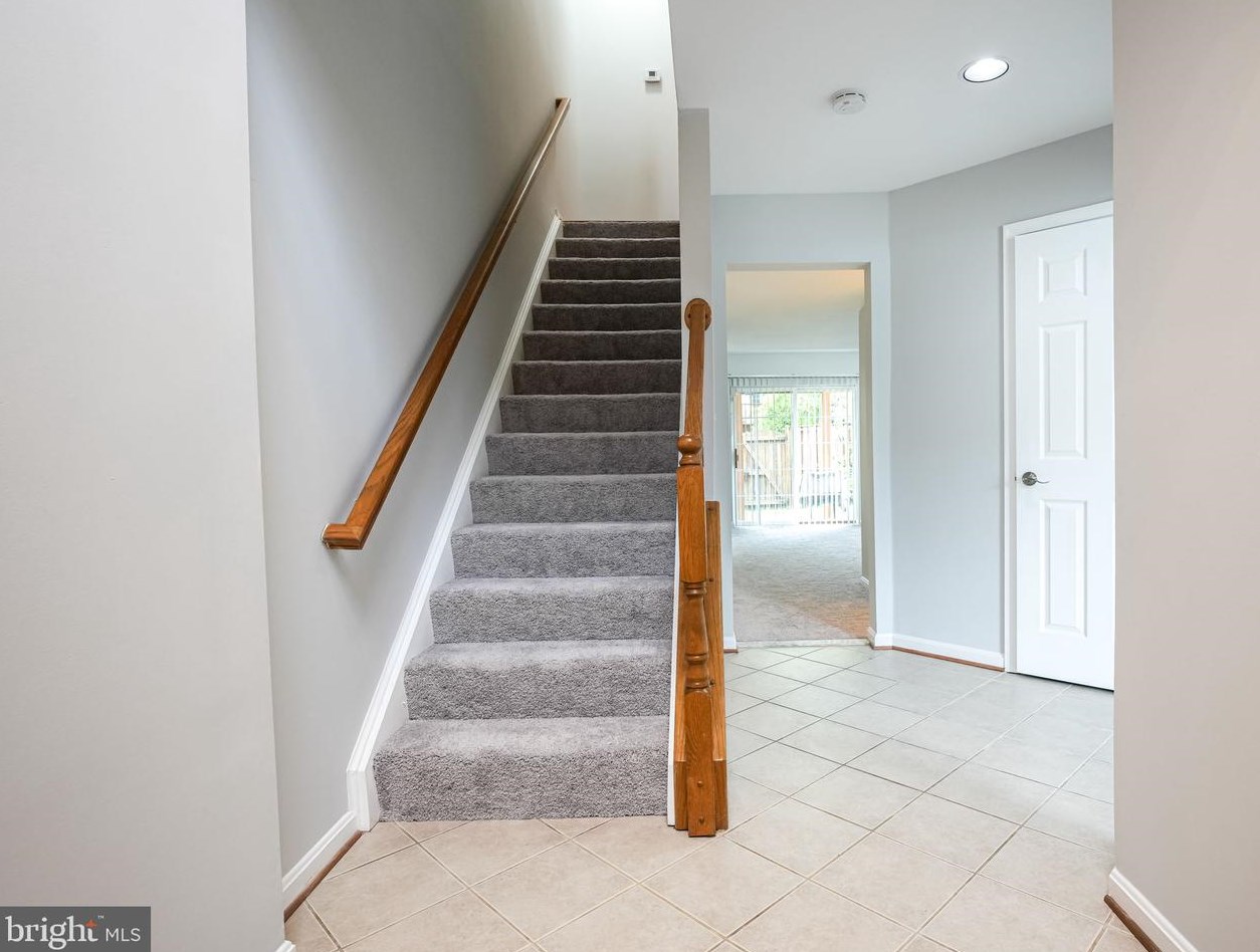 14335 Madrigal Dr, Woodbridge, VA 22193