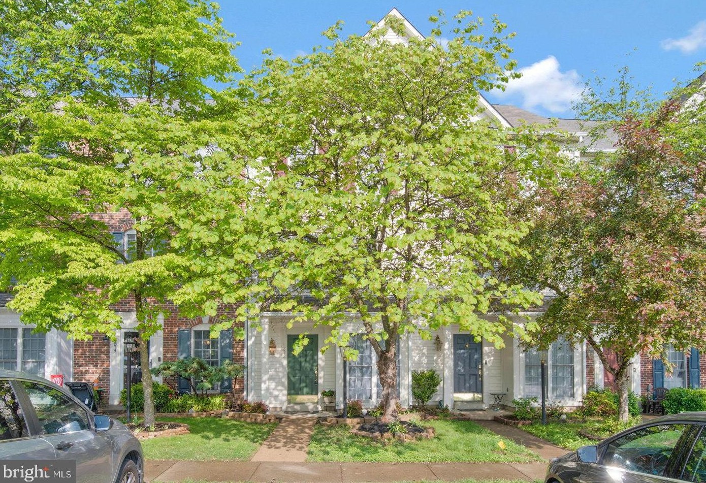 8872 Stable Forest Pl, Bristow, VA 20136