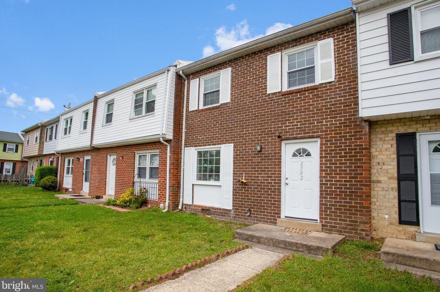 2502 Sedgewick Pl, Dumfries, VA 22026-2542