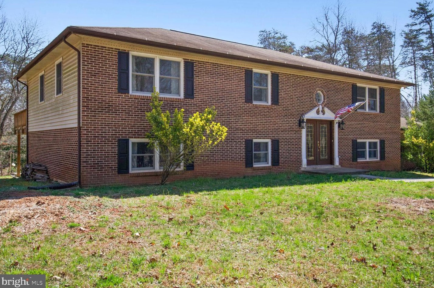10125 Fox Hound Dr, Nokesville, VA 20181