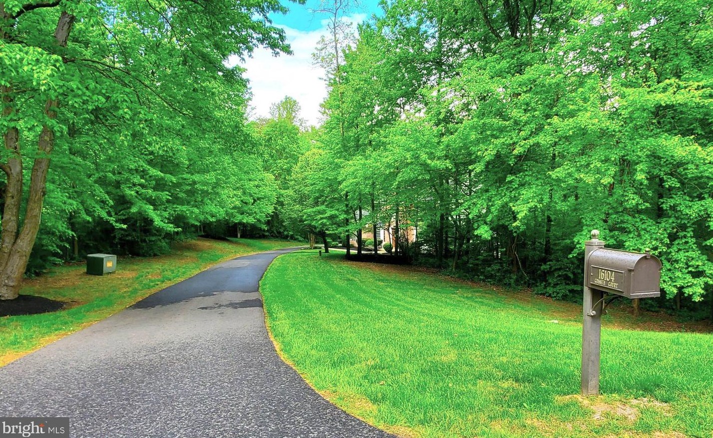 16104 Gossum Ct, Haymarket, VA 20169