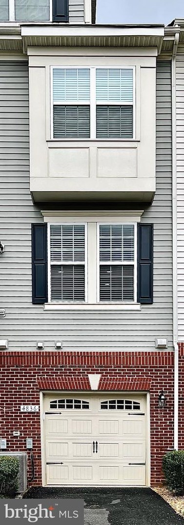 4836 Dane Ridge Cir, Woodbridge, VA 22193