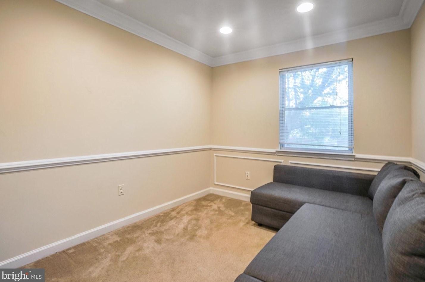 7885 Meadow Ct, Manassas VA  20109-3503 exterior