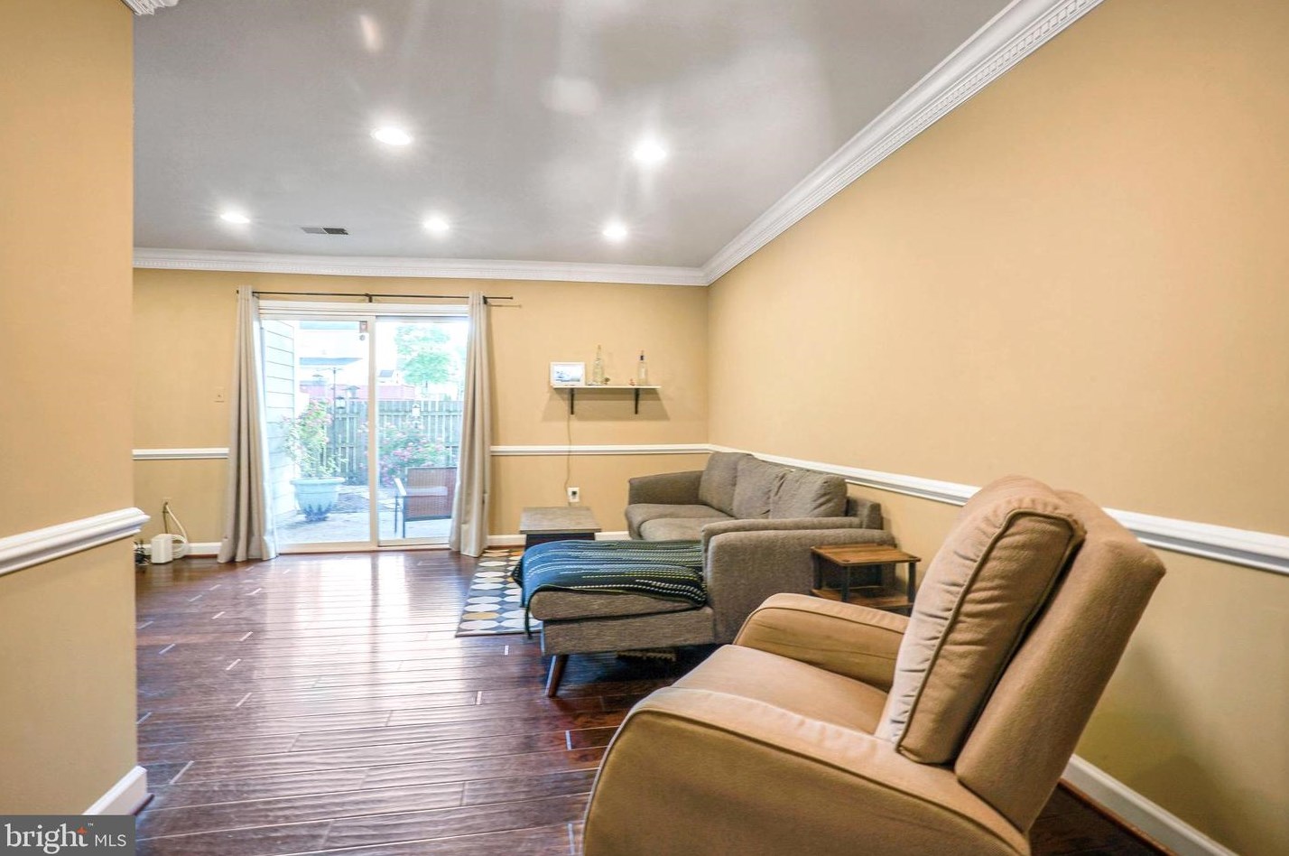 7885 Meadow Ct, Manassas VA  20109-3503 exterior