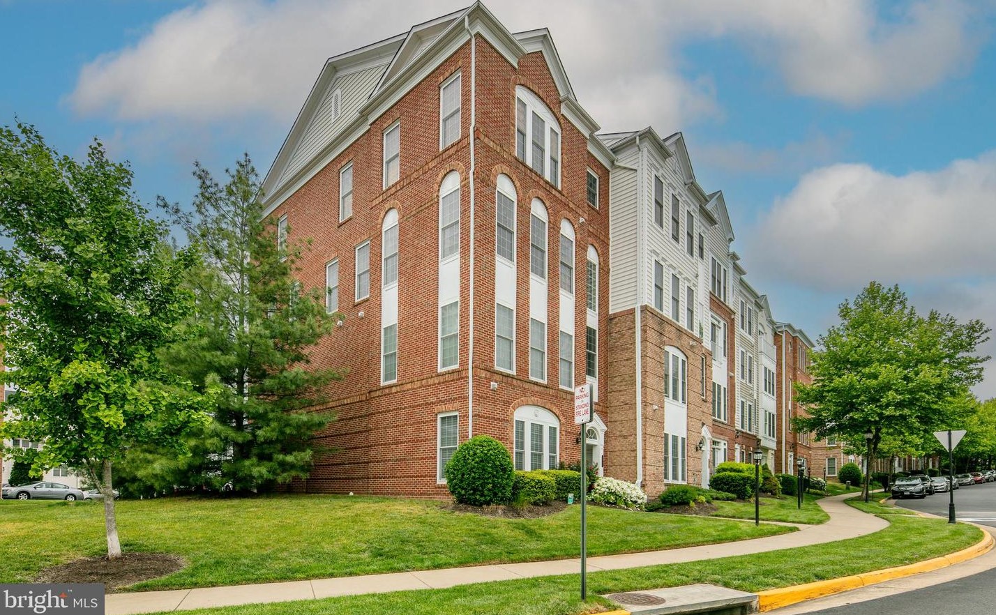 14798 Potomac Branch Dr, Woodbridge, VA 22191