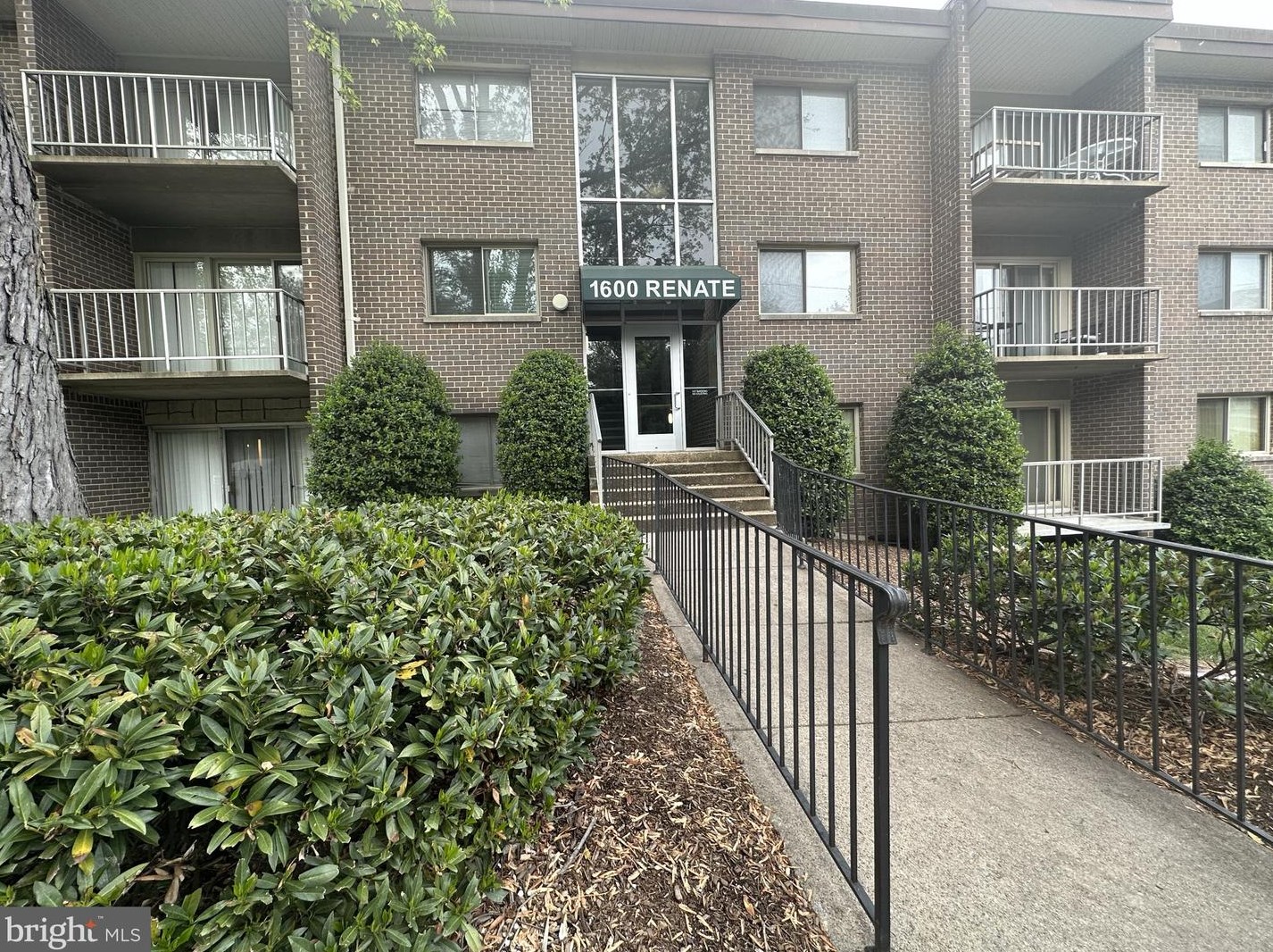 1600 Renate Dr #102, Woodbridge, VA 22192