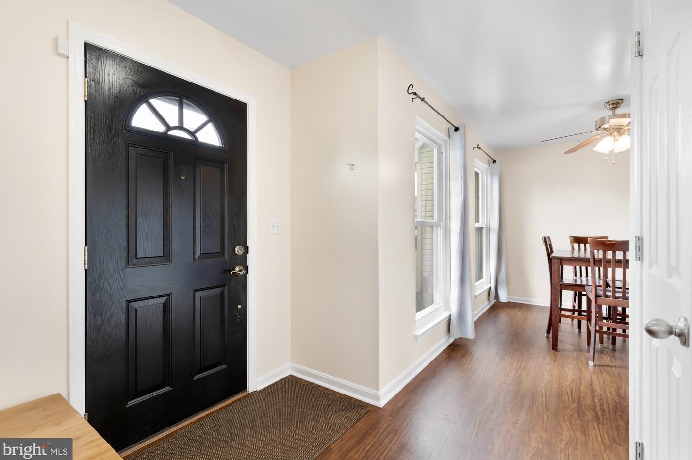 14340 Rehfield Ct, Woodbridge, VA 22193-3740
