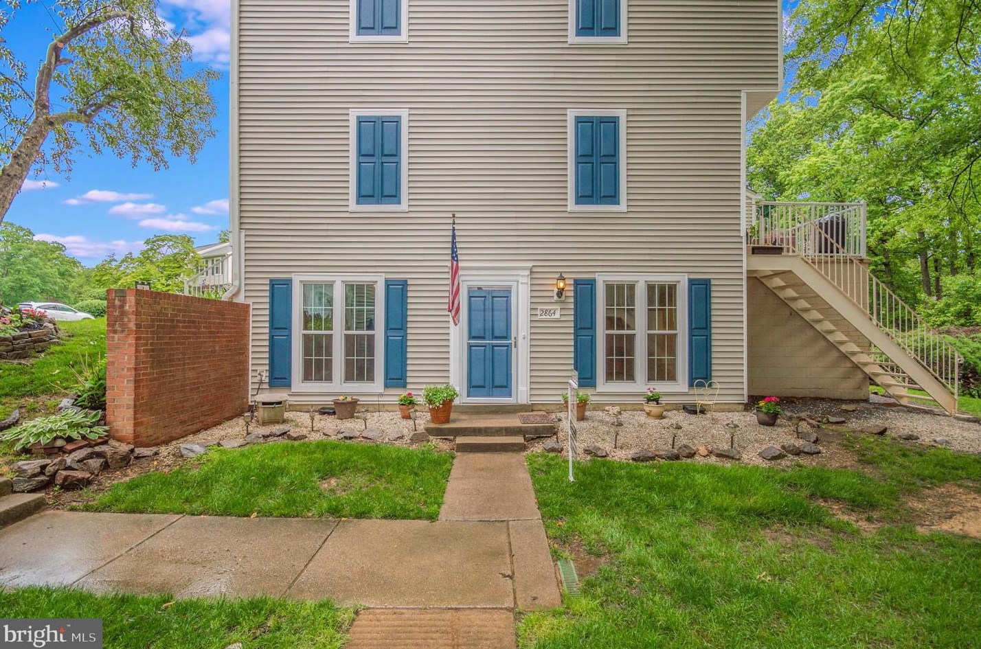 2864 Burgundy Pl, Woodbridge, VA 22192