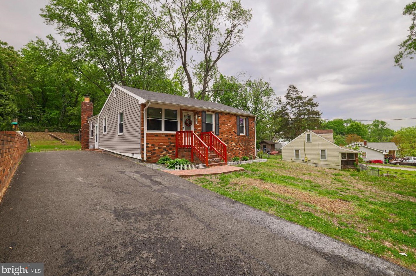 17367 Tripoli Blvd, Dumfries VA  22026-2222 exterior