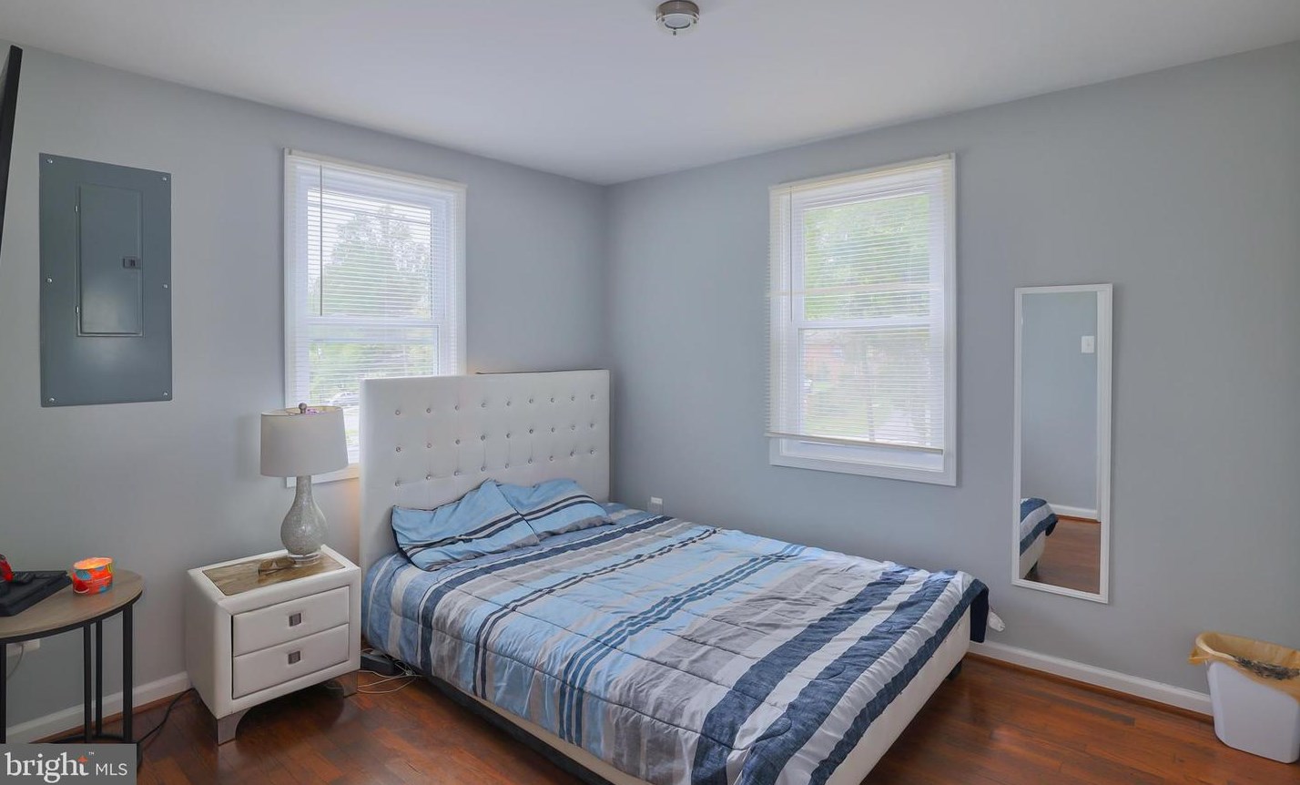 17367 Tripoli Blvd, Dumfries VA  22026-2222 exterior