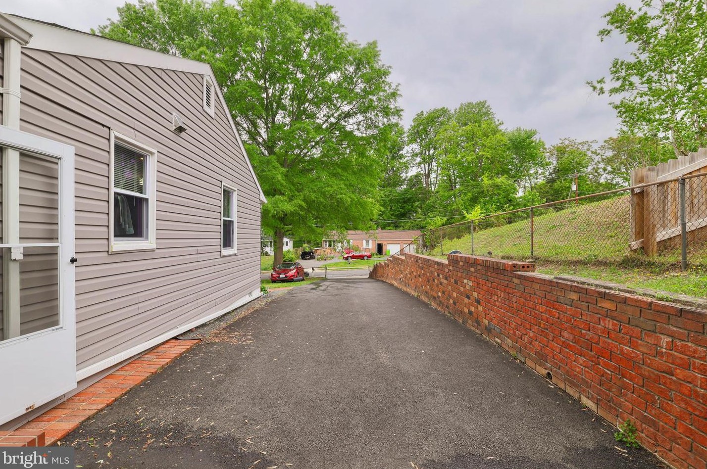 17367 Tripoli Blvd, Dumfries VA  22026-2222 exterior