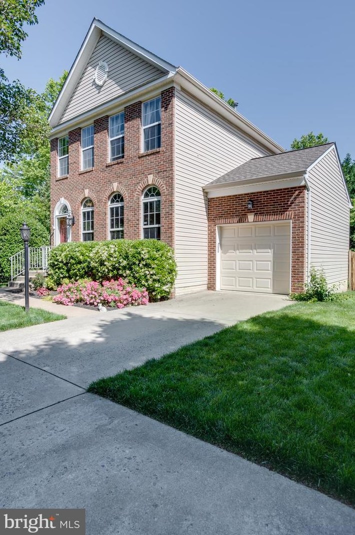 9686 Saybrooke Dr, Bristow, VA 20136-2436