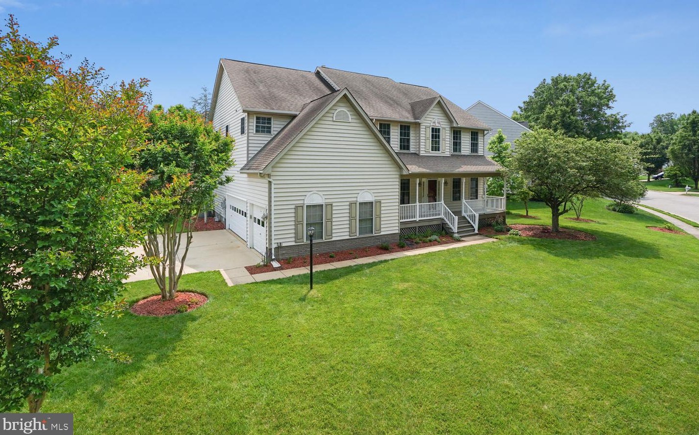 1141 Tournai Ct, Woodbridge, VA 22191