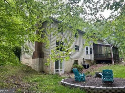 13920 Dave Dr, Nokesville, VA 20181