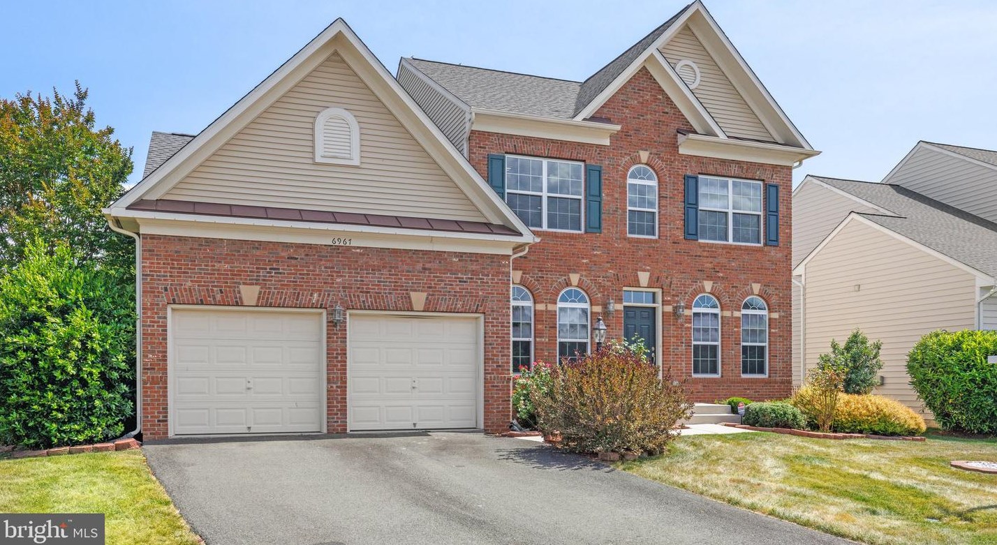 6967 Gillis Way, Gainesville, VA 20155