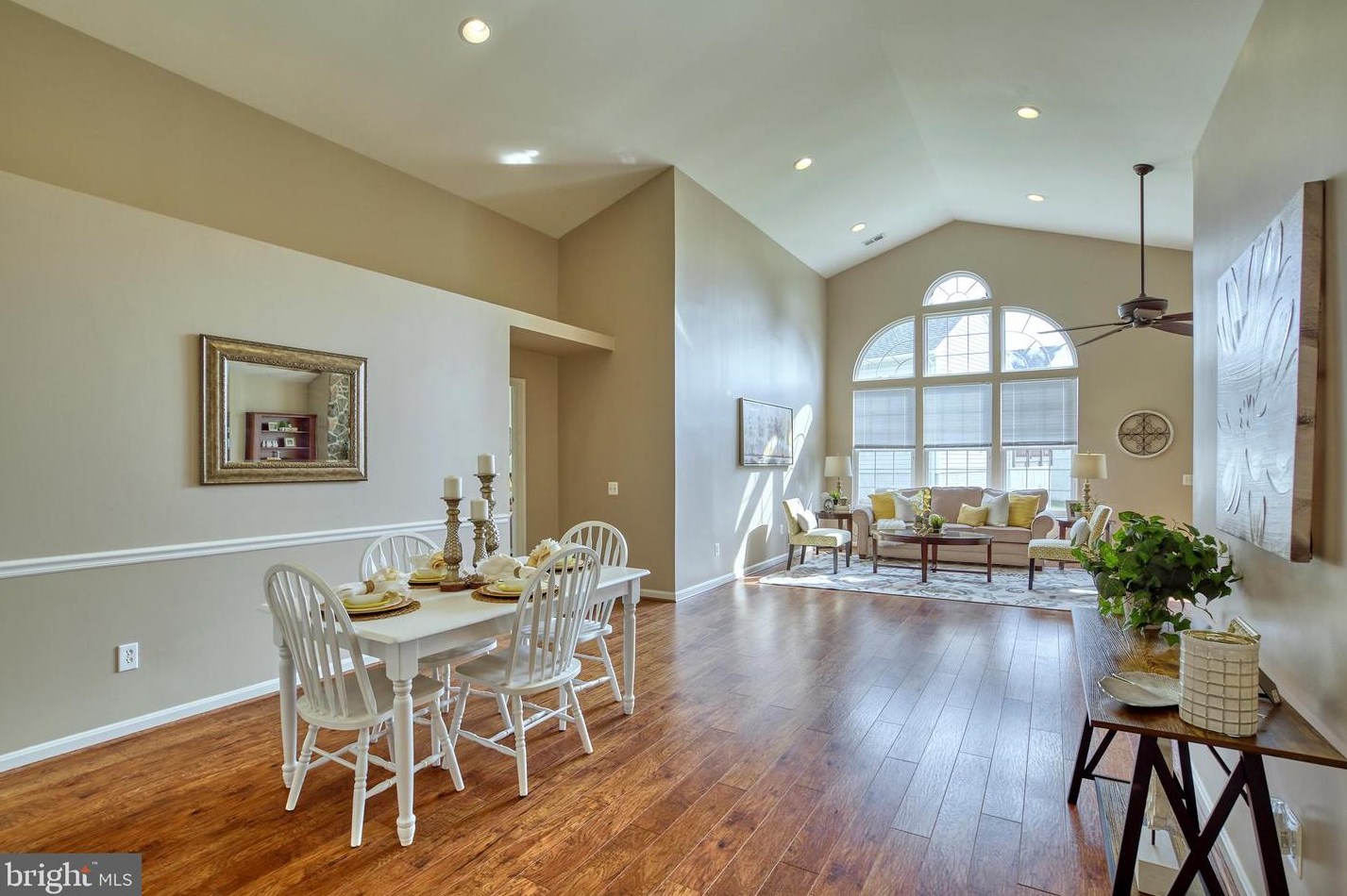 17576 Four Seasons Dr, Dumfries, VA 22025