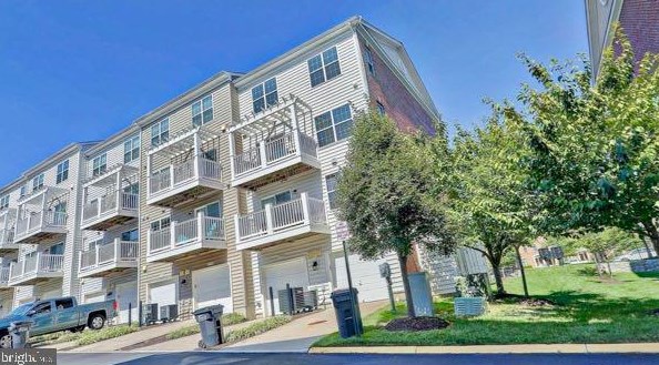 15352 Kensington Park Dr, Woodbridge, VA 22191