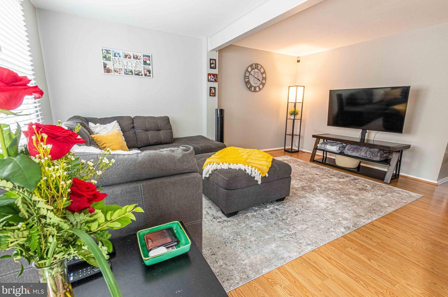 13529 Bentley Cir, Woodbridge, VA 22192