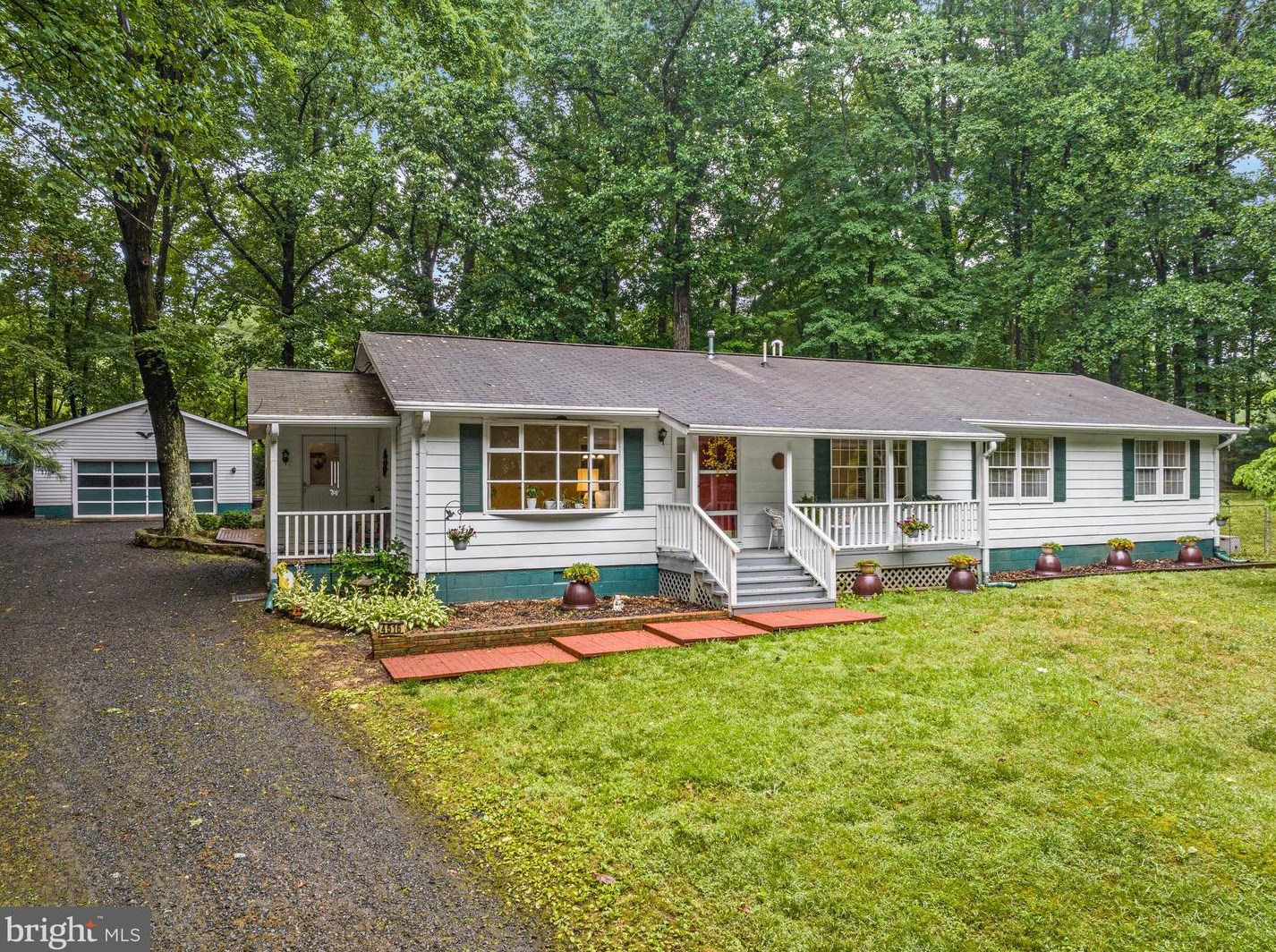 4516 Erin Dr, Haymarket, VA 20169