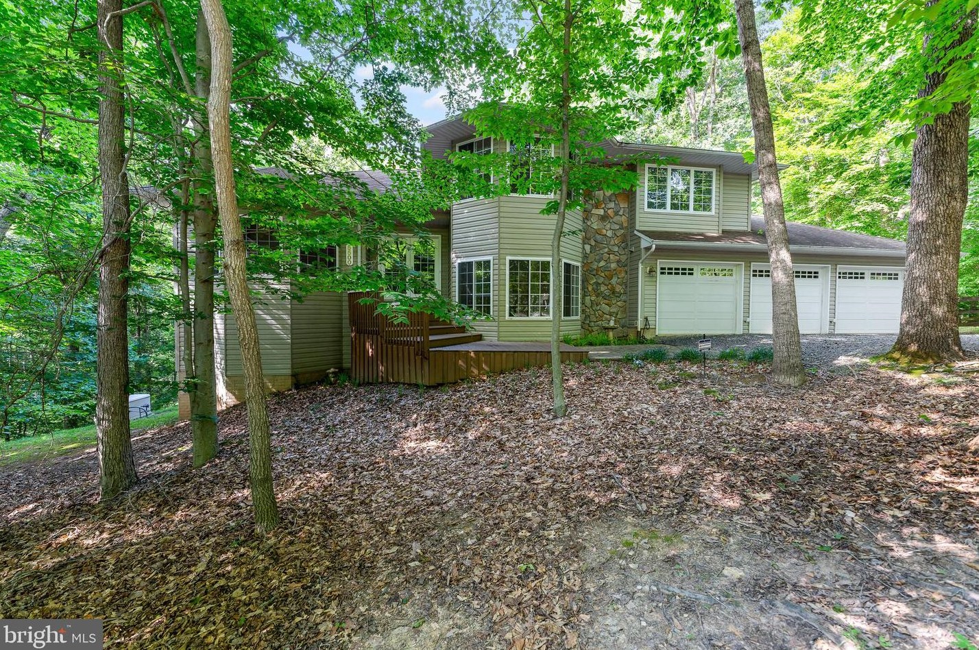 5500 Single Oak Hill Ct, Woodbridge, VA 22192