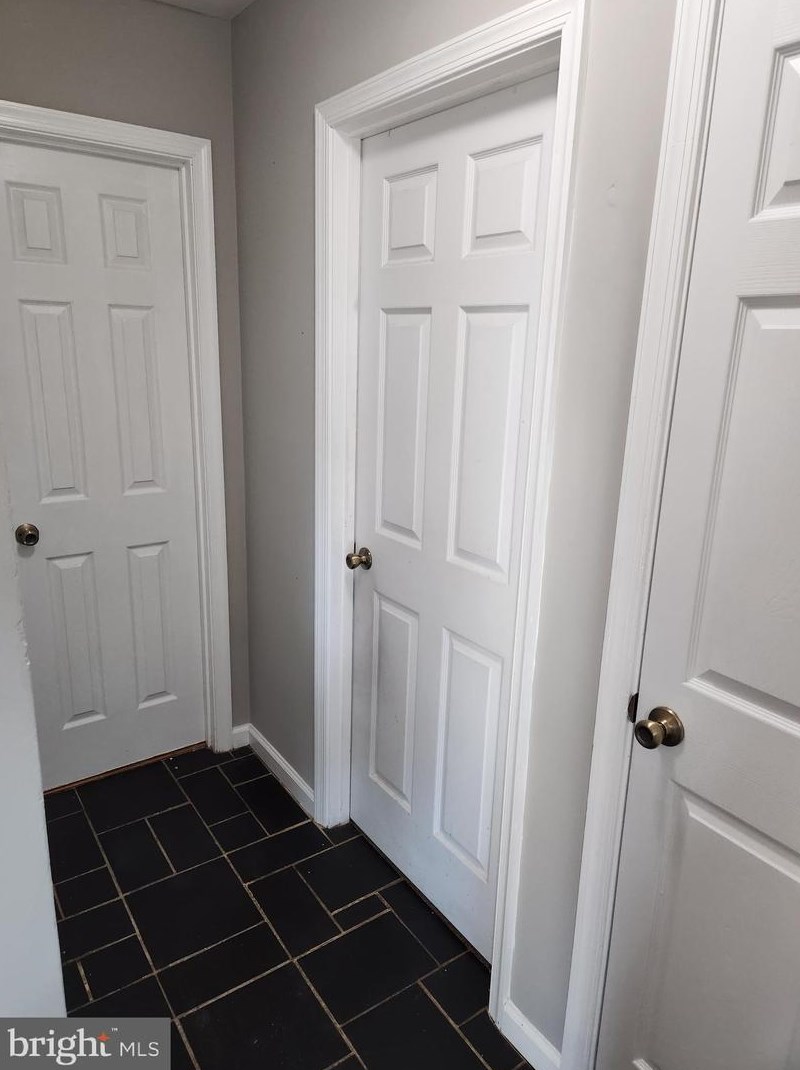 7505 Albemarle Dr, Manassas VA  20111-4117 exterior