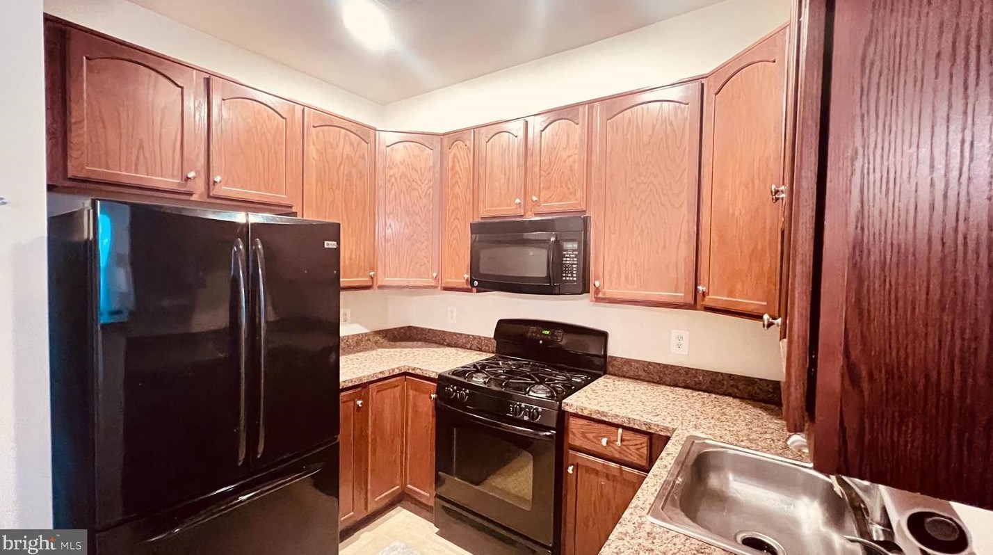 2300 Margraf Cir, Woodbridge, VA 22191