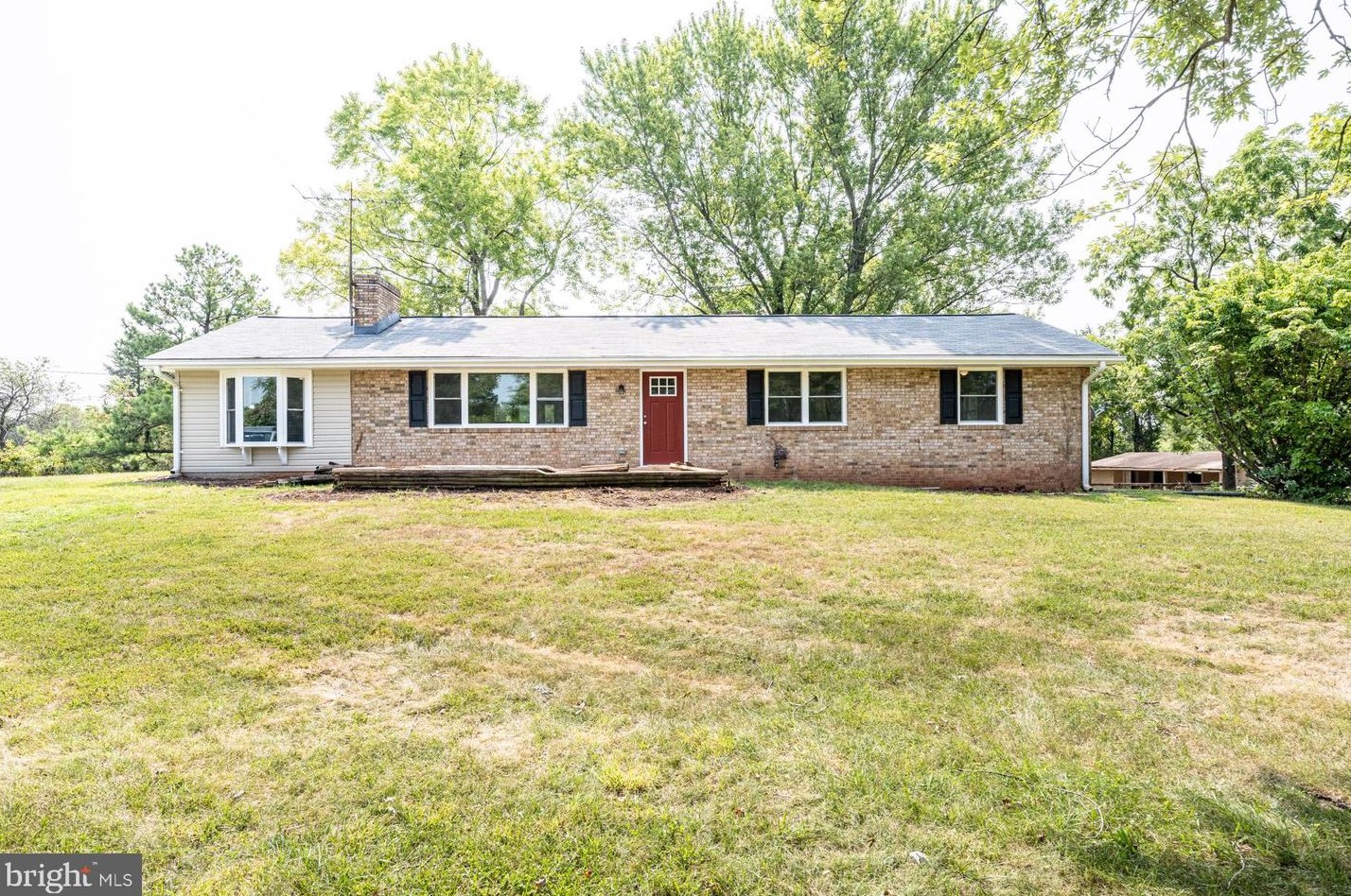 12214 Hooe Rd, Bristow, VA 20136