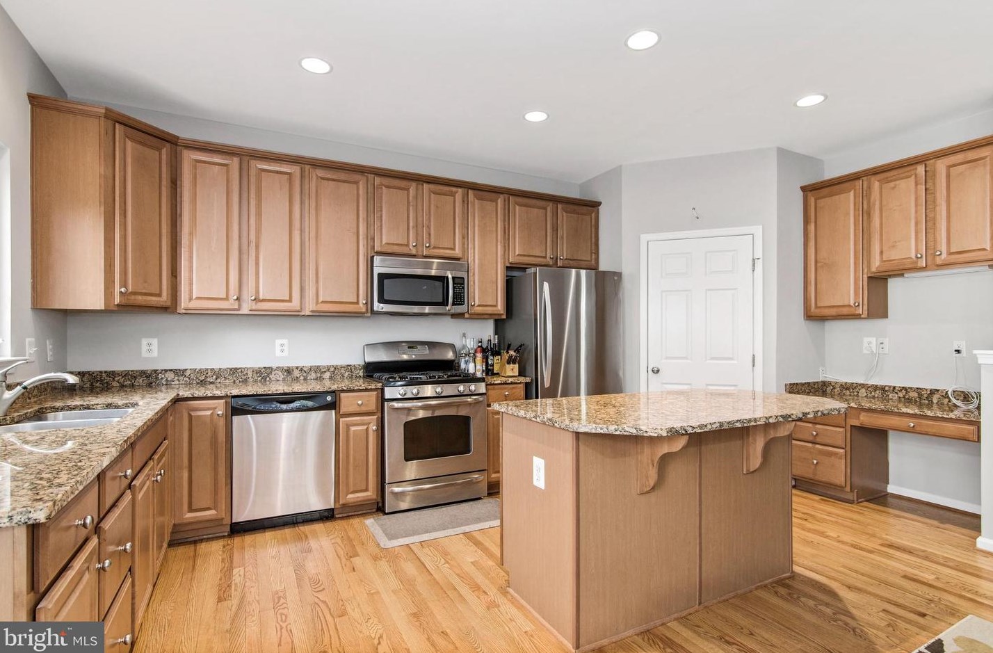 12630 Terranova Ln, Woodbridge, VA 22192-5585
