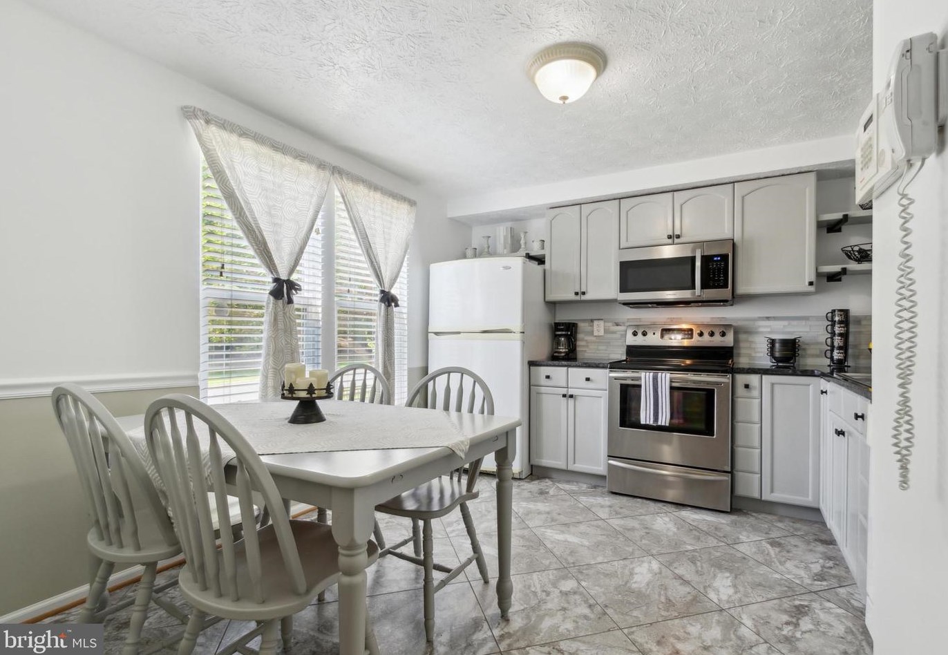 15057 Mill Spring Dr, Dumfries, VA 22025