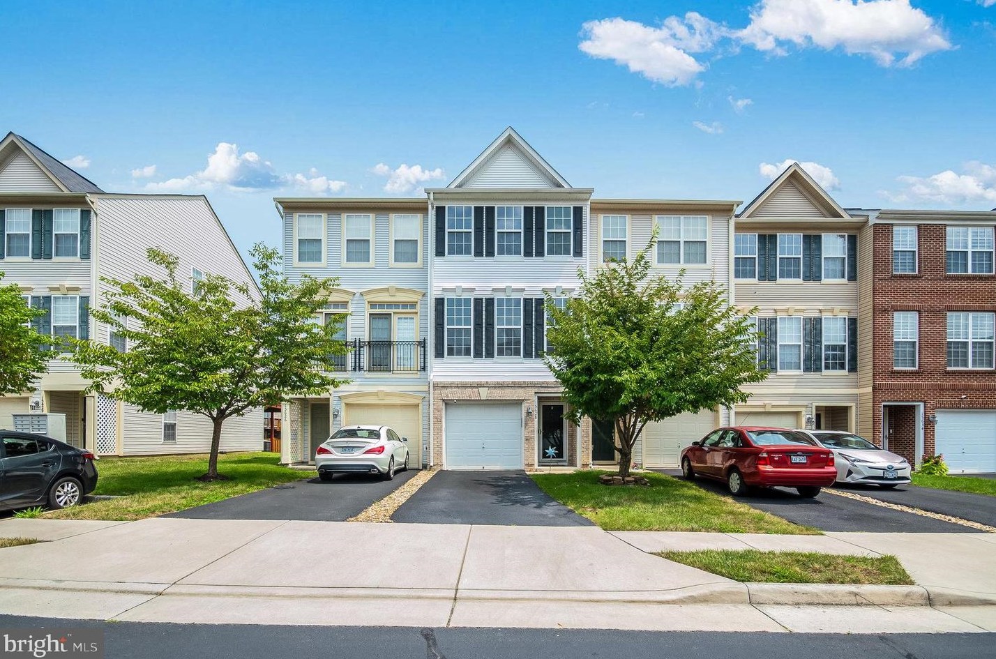 15628 John Diskin Cir, Woodbridge VA  22191-6538 exterior