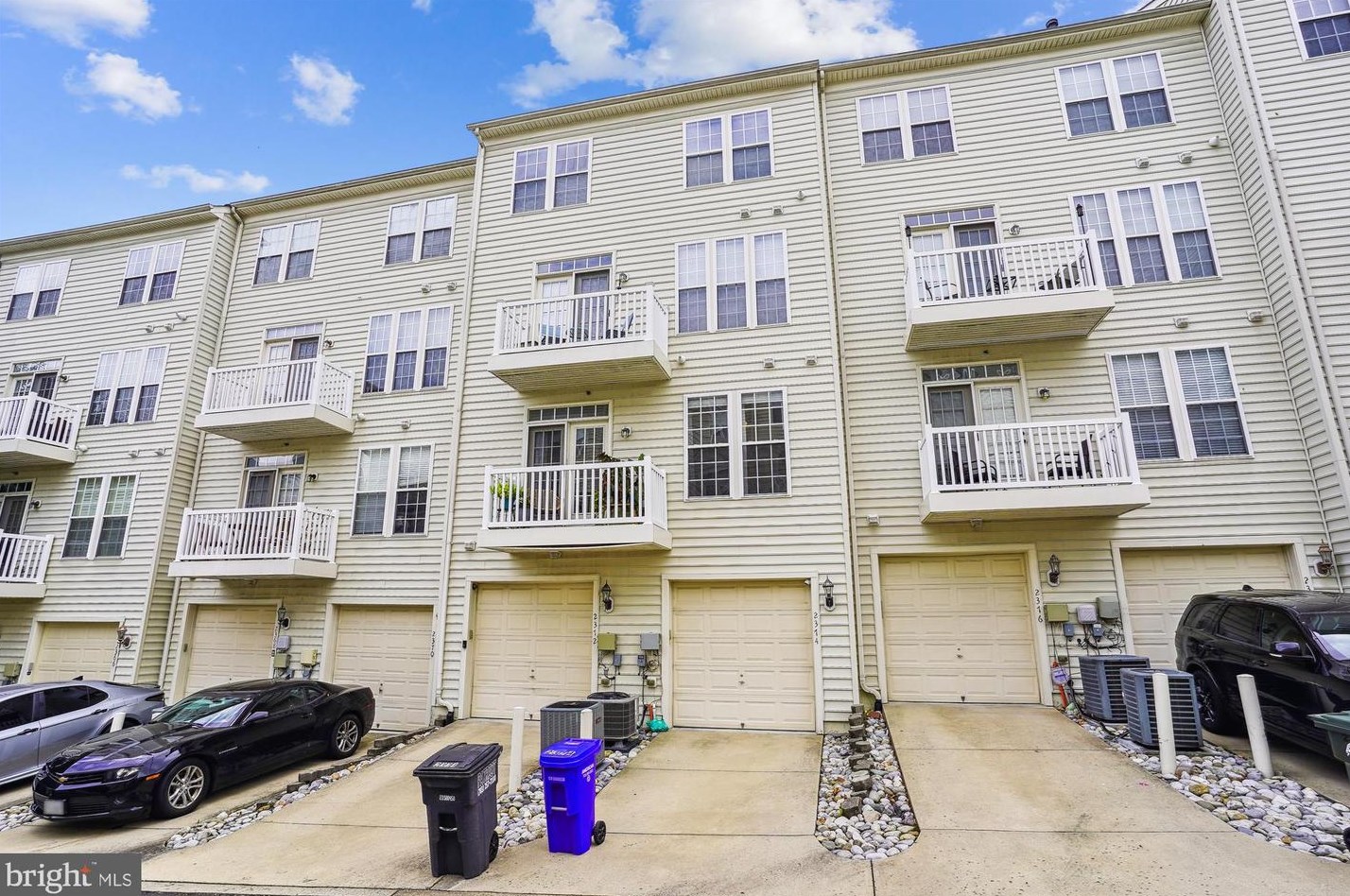 2372 Merseyside Dr, Woodbridge, VA 22191-6508