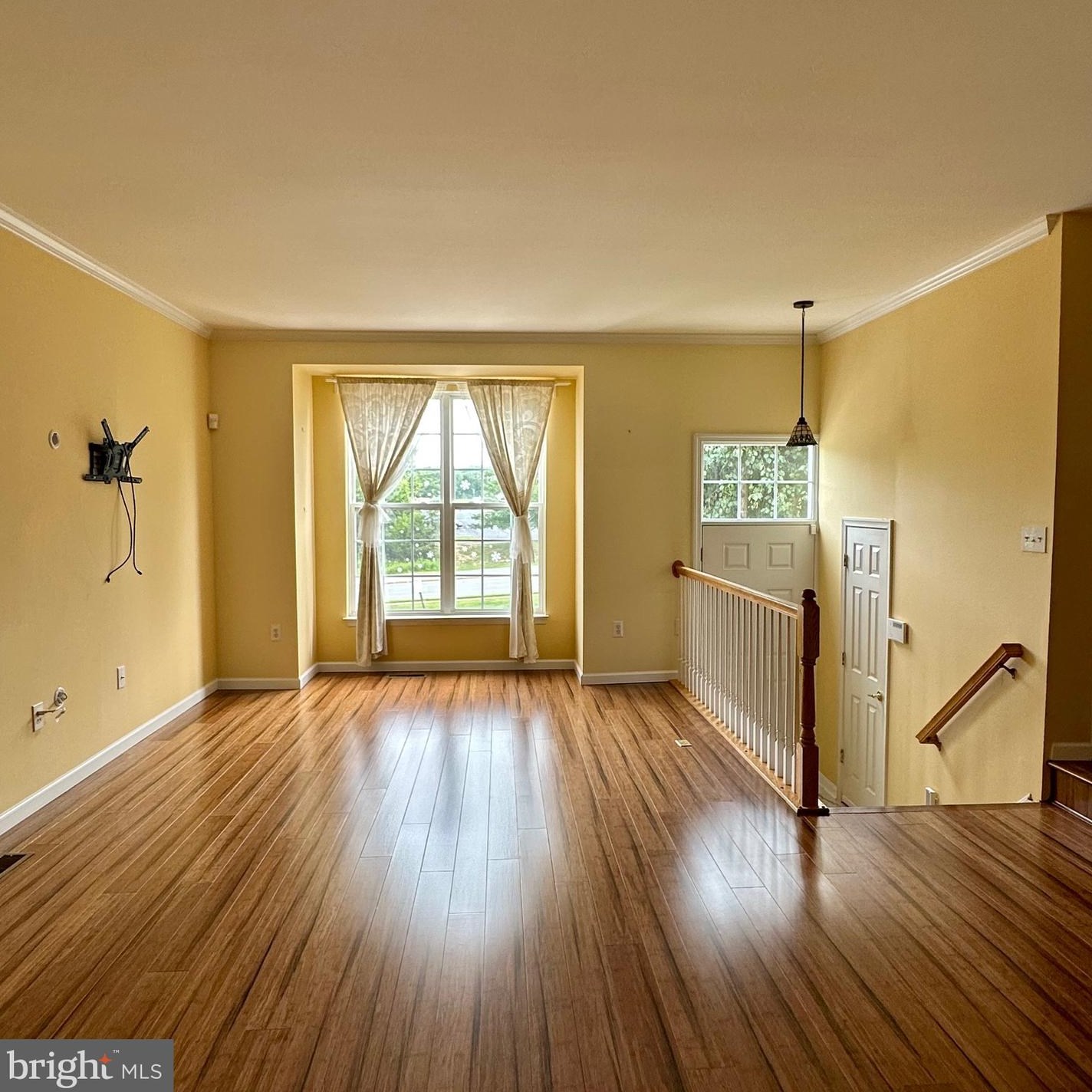 15271 Brazil Cir, Woodbridge, VA 22193-5537
