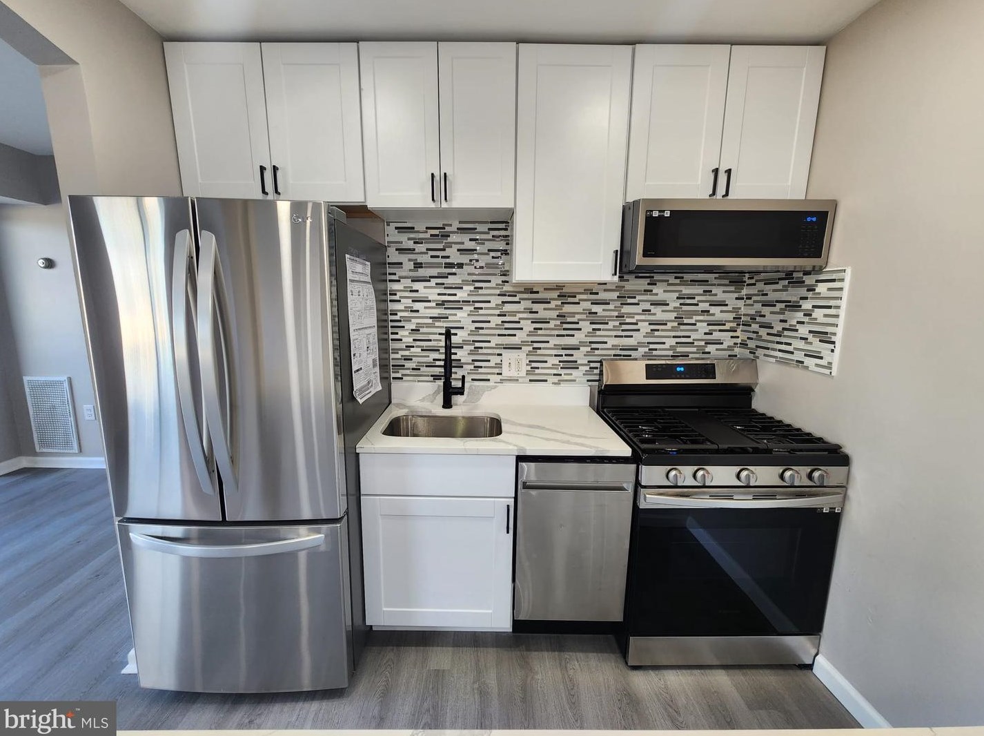 12753 Dara Dr #303, Woodbridge, VA 22192