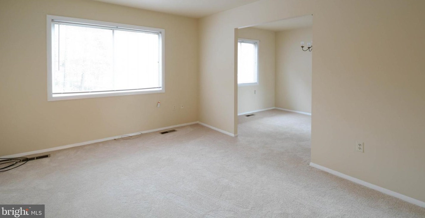 12533 Basque Pl, Woodbridge, VA 22192