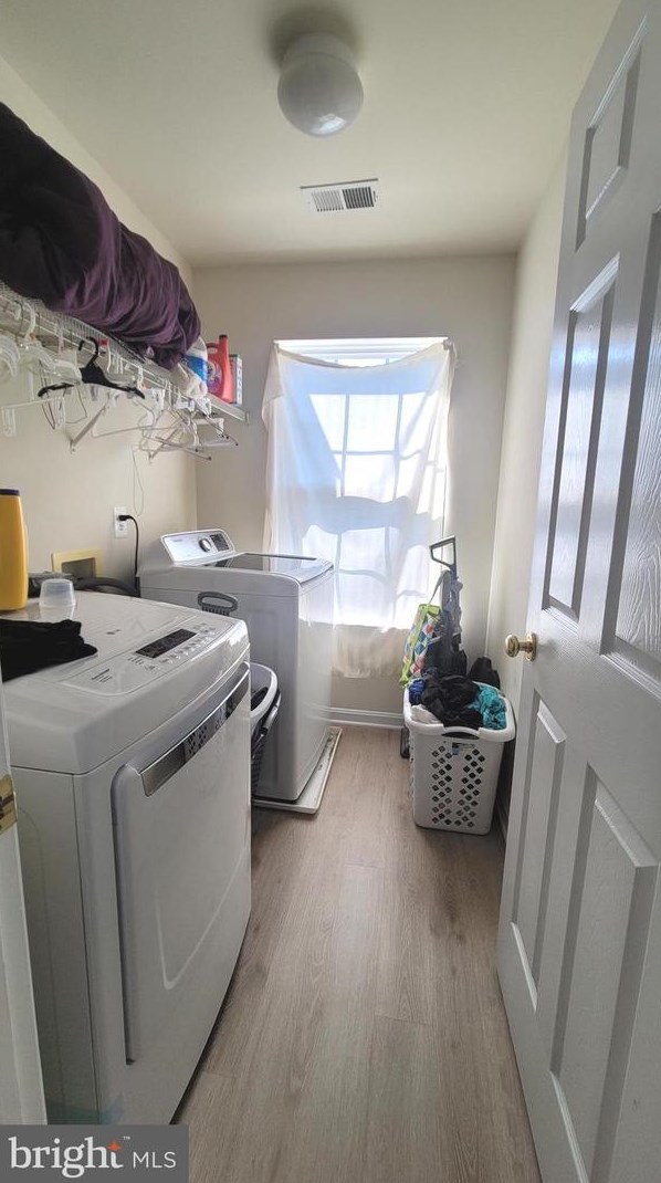 8909 Hanson Grv Ct, Manassas VA 20109-4810 exterior