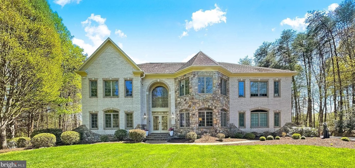 7947 Valderrama Ct, Gainesville, VA 20155