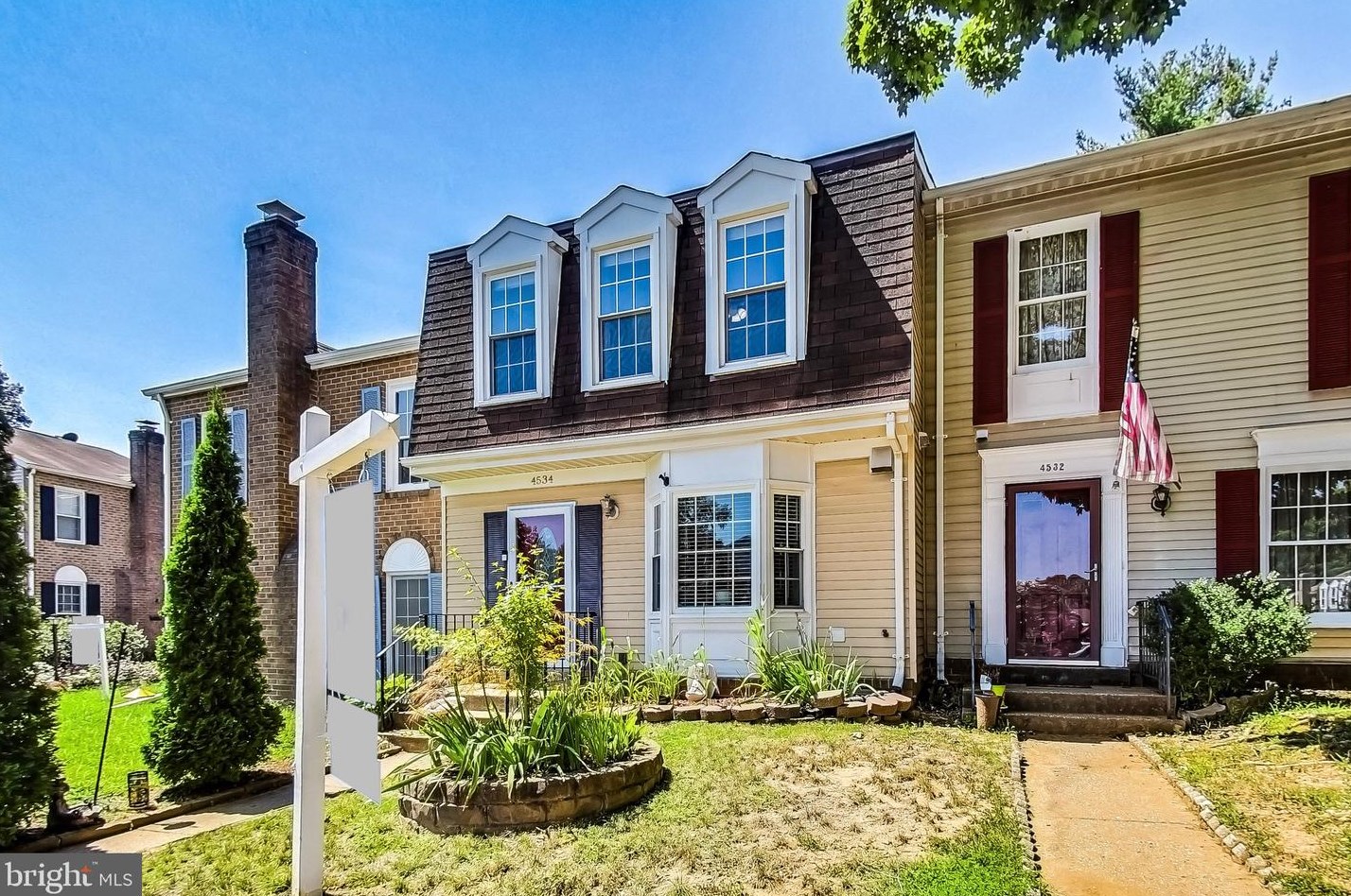 4534 Blue Jay Ct, Woodbridge, VA 22193