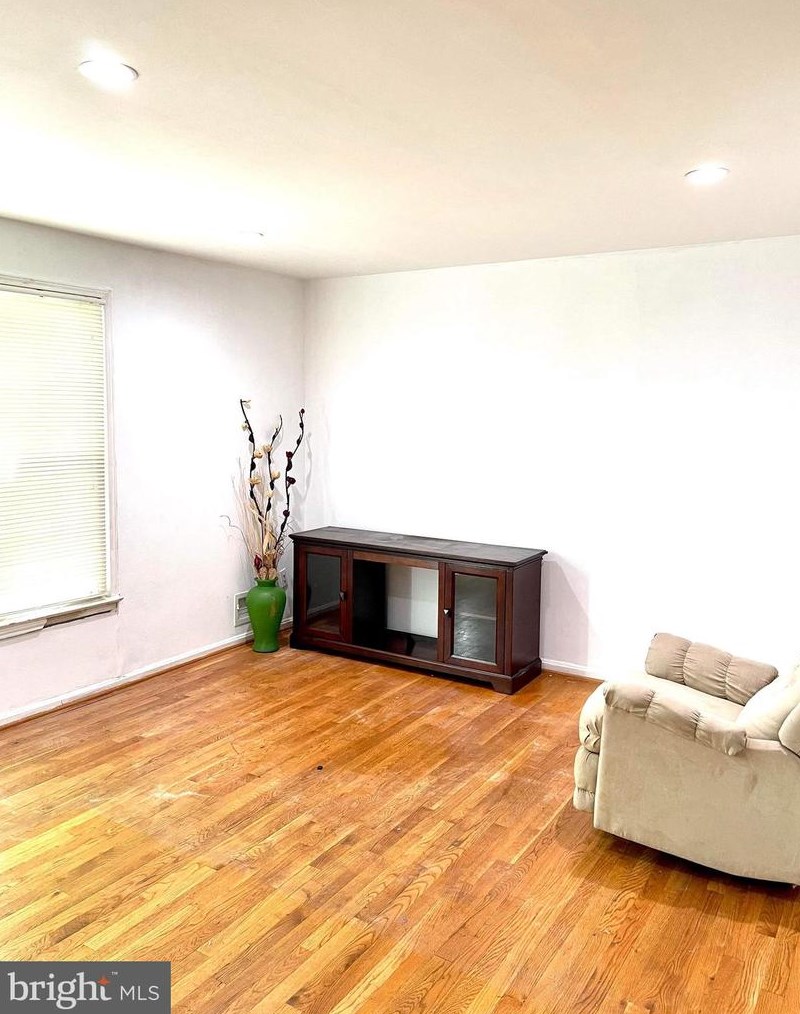 13125 Putnam Cir, Woodbridge, VA 22191