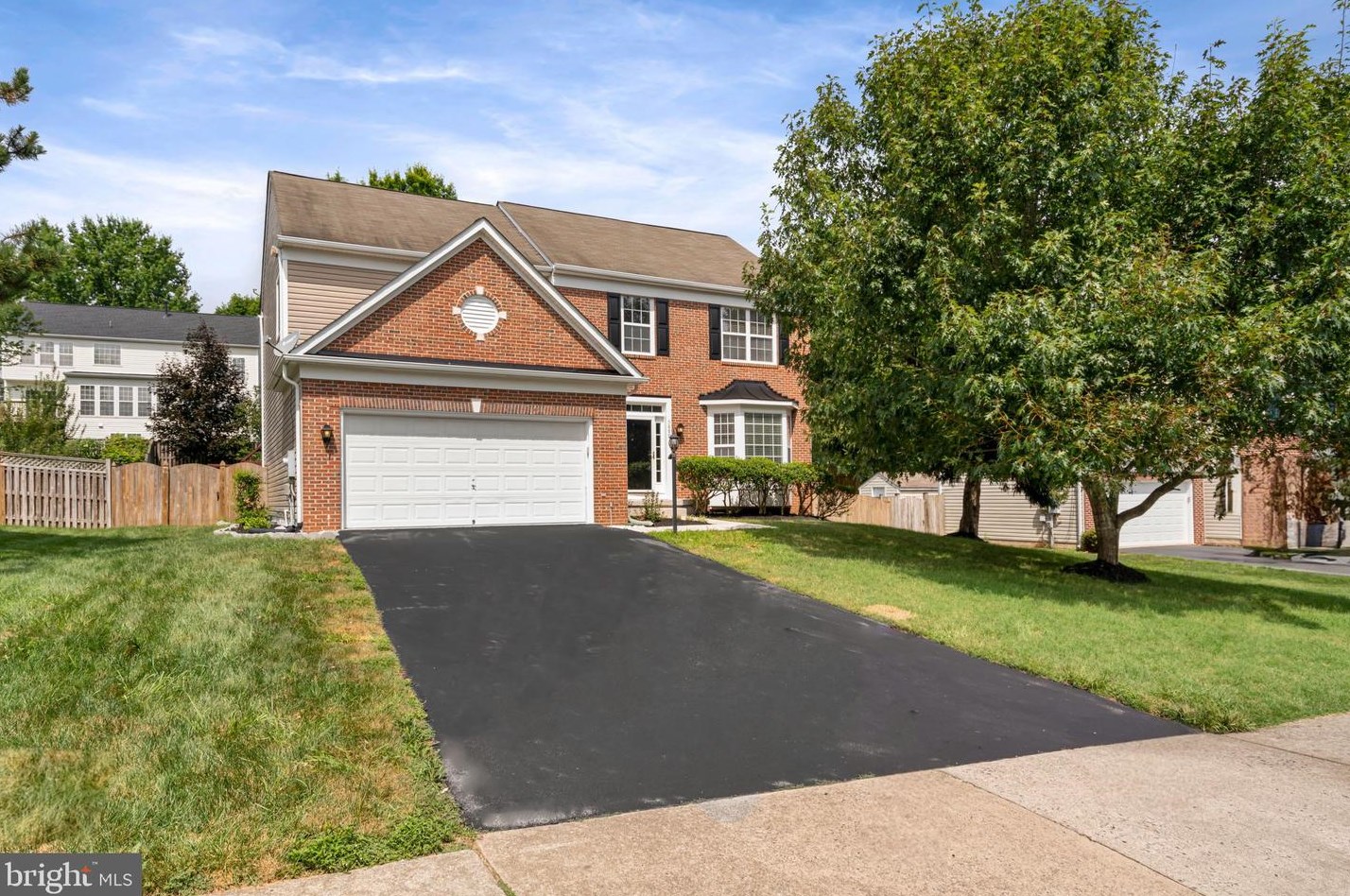 5880 Moonbeam Dr, Woodbridge, VA 22193