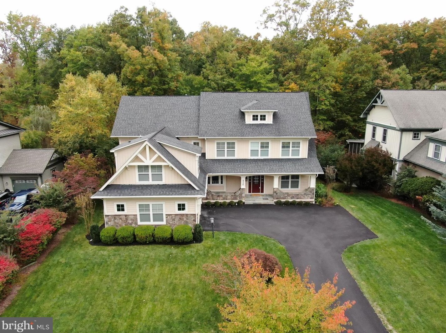 8420 Bearhurst Dr, Gainesville, VA 20155