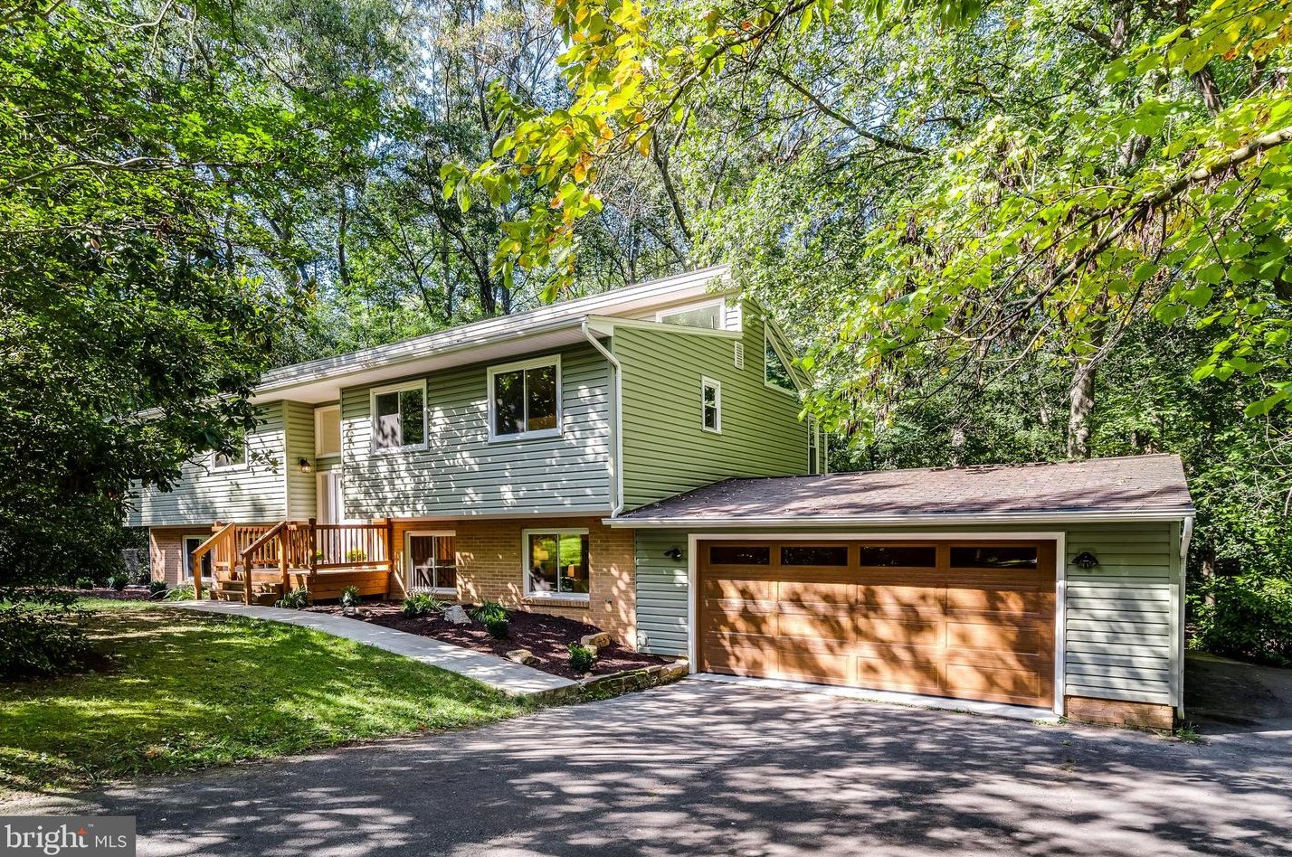 8110 Ebert Dr, Manassas, VA 20112