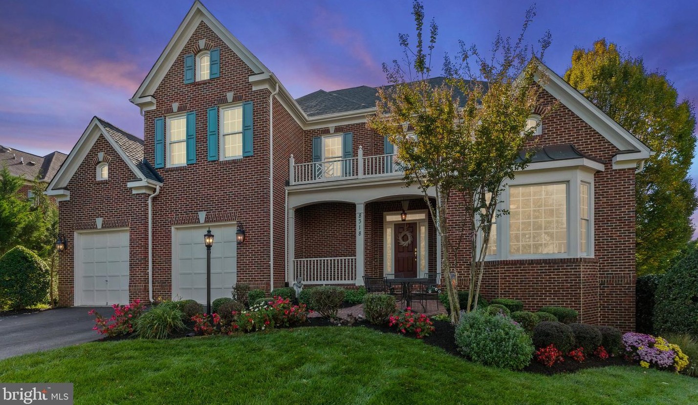 8318 Hancock Ct, Gainesville, VA 20155