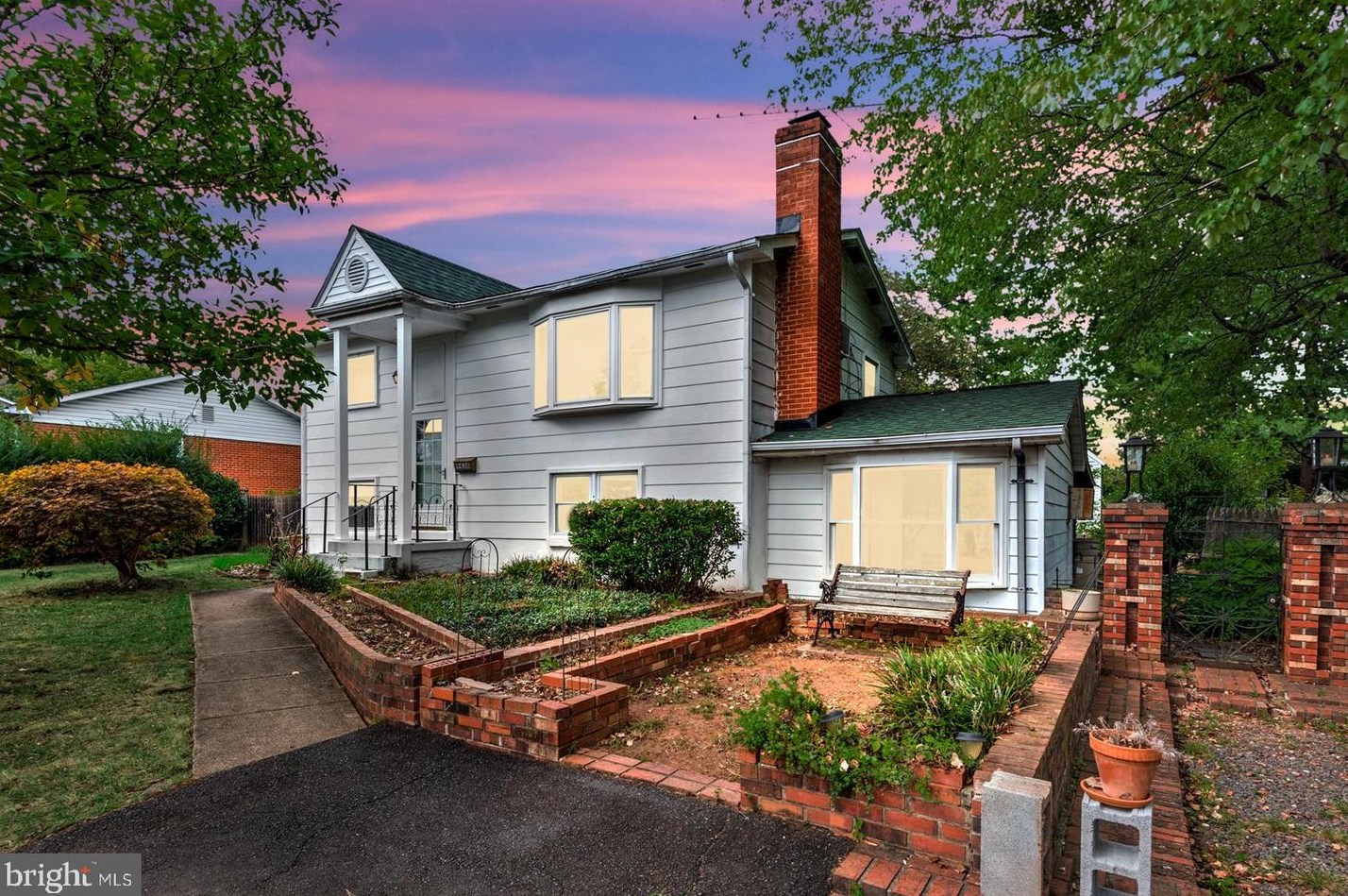 9438 Lafayette Ave, Manassas, VA 20109-3341