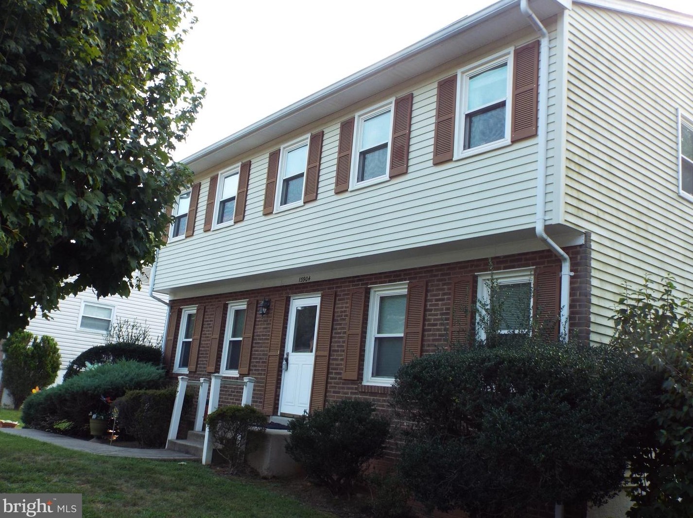 13904 Mapledale Ave, Woodbridge, VA 22193-4405
